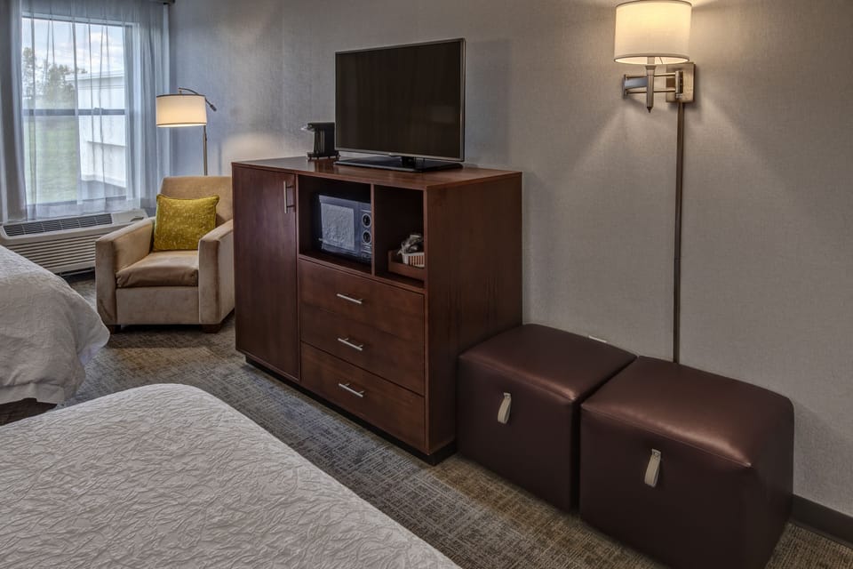Room, 2 Queen Beds | Minibar, in-room safe, desk, laptop workspace