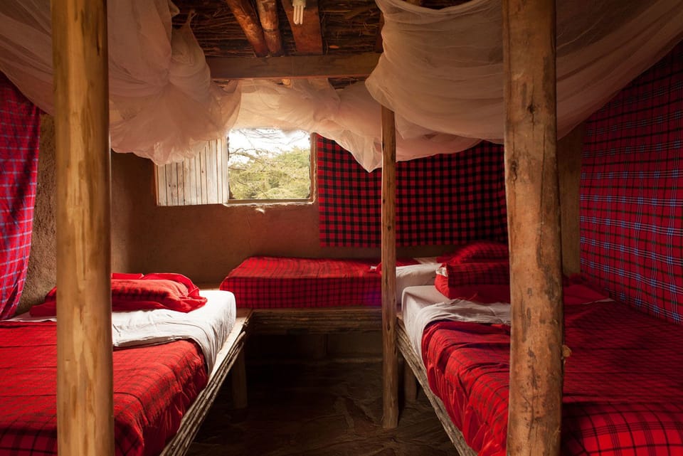 Triple Room | Bed sheets, wheelchair access