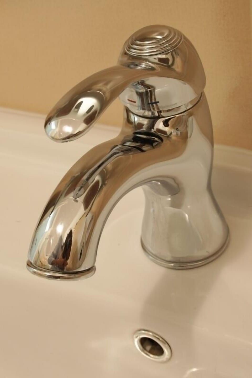 Twin Room | Bathroom sink