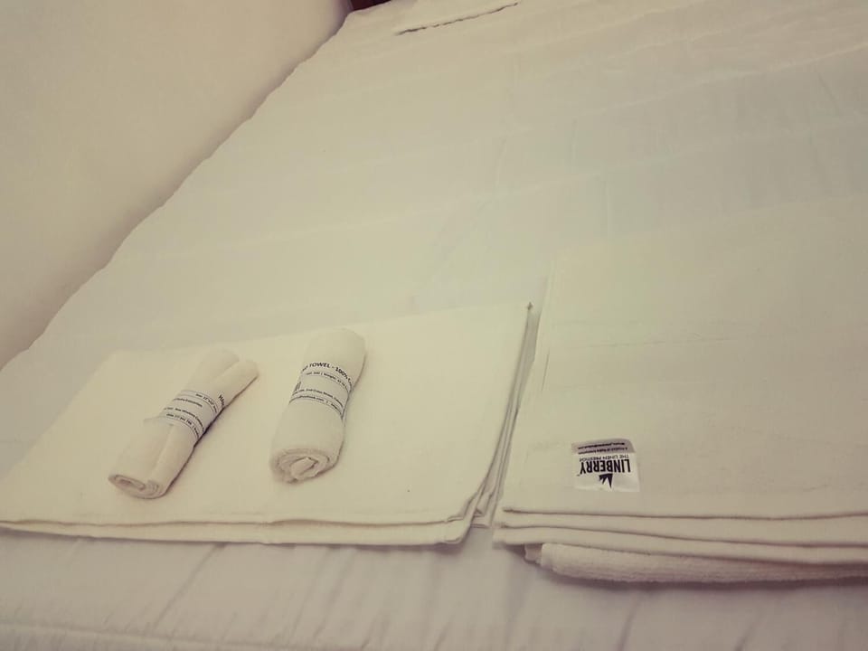 In-room safe, free WiFi