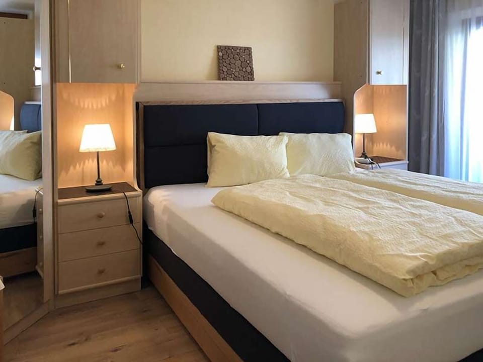 In-room safe, desk, rollaway beds, free WiFi