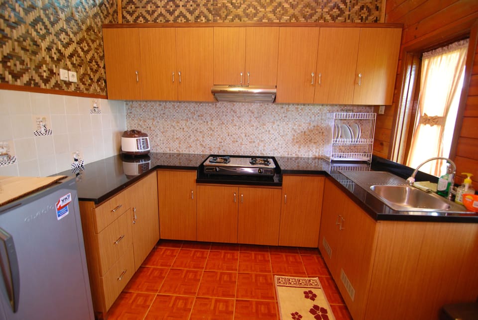 Villa, 3 Bedrooms | Private kitchenette | Fridge, stovetop, rice cooker, cookware/dishes/utensils