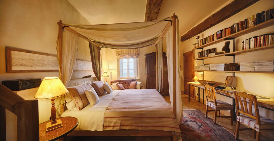 Deluxe Double Room (Margherita) | Down comforters, individually decorated, individually furnished