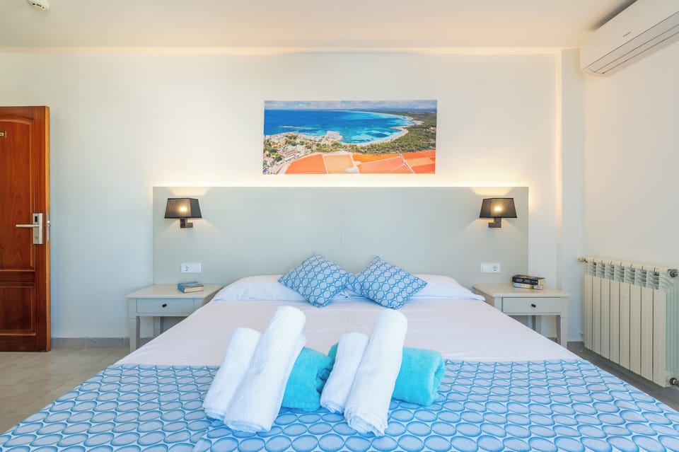 Superior Double or Twin Room, Terrace | Bed sheets