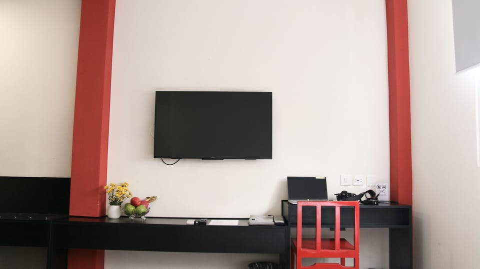 Superior Double Room (Without Window) | Premium bedding, in-room safe, desk, blackout drapes