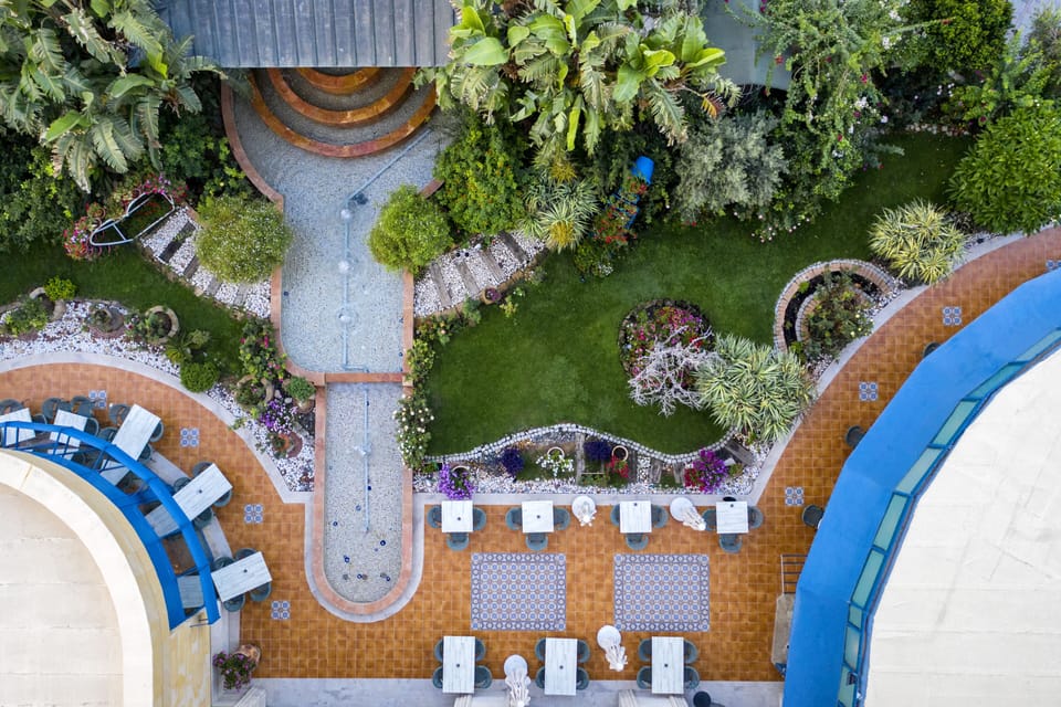 Children's play area - outdoor