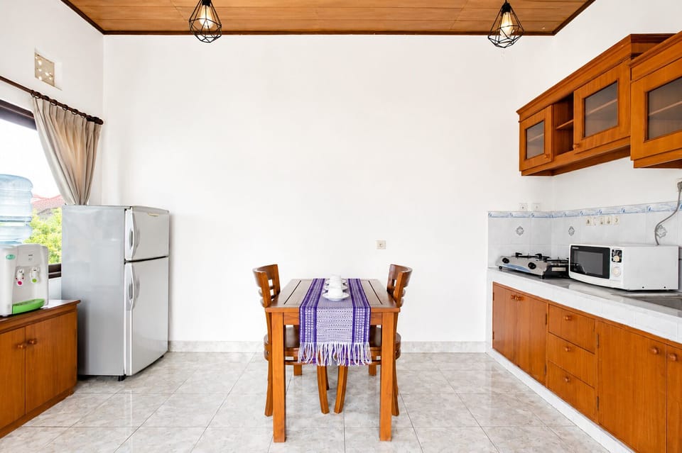 Room, 1 Bedroom, Non Smoking, Pool View | Private kitchen | Coffee/tea maker, fridge, microwave, stovetop
