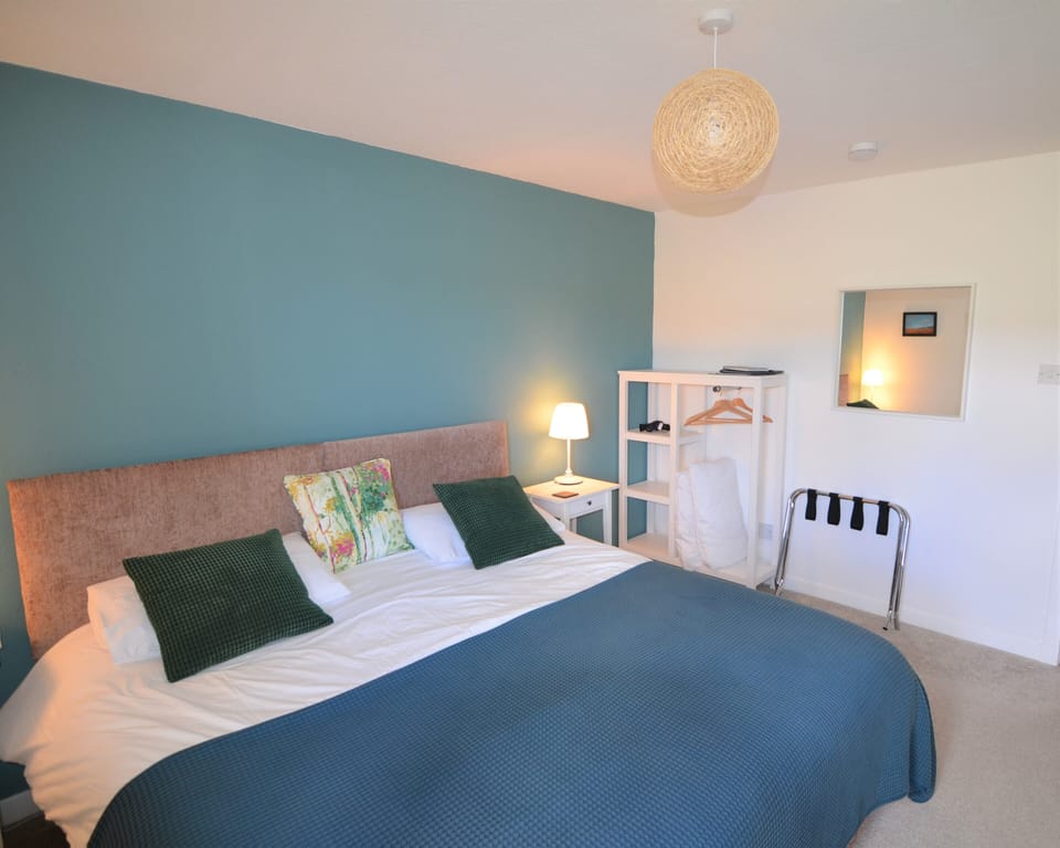 Comfort Double or Twin Room, Non Smoking | Premium bedding, desk, blackout drapes, soundproofing