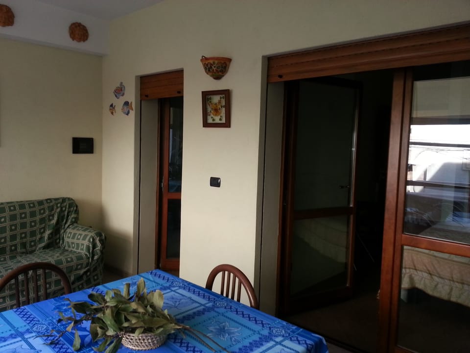 Apartment, 2 Bedrooms (Casa Verde) | Living area | TV