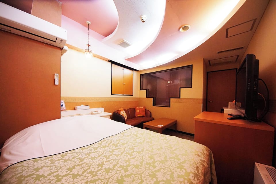 Standard Double Room (View Not Specified) | Minibar, desk, free WiFi, bed sheets