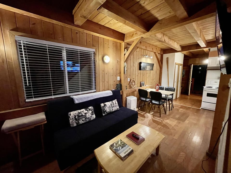 Cottage (Waterfront Post and Beam Cottage!) | Exterior