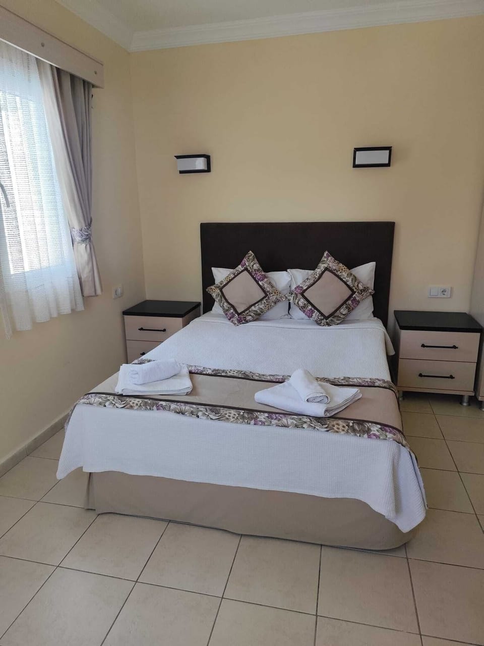 Standard Oda 1 Double Bed | Minibar, desk, laptop workspace, free WiFi