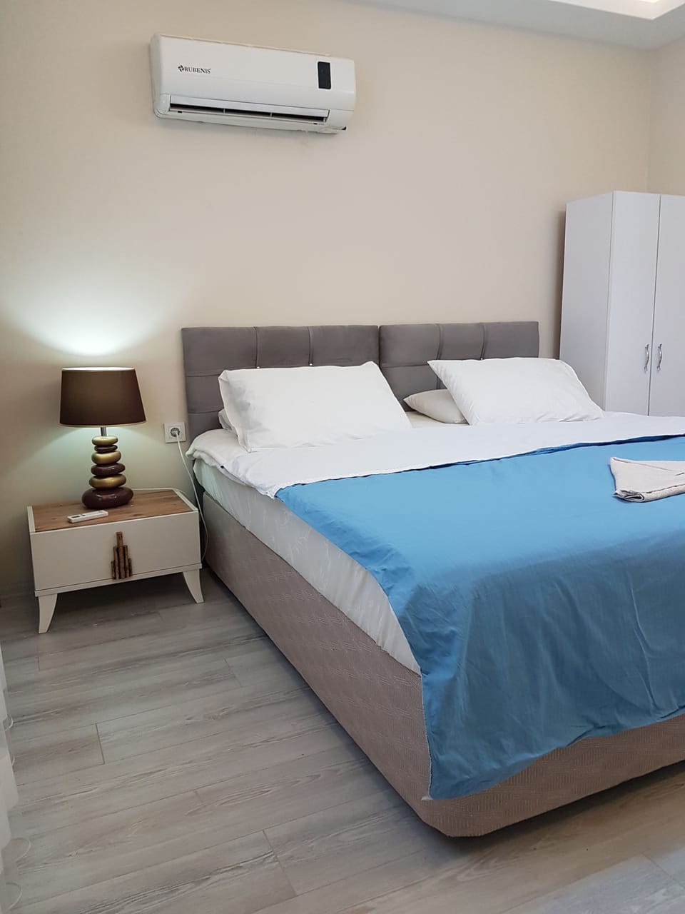 Deluxe Room | Minibar, soundproofing, free WiFi, bed sheets