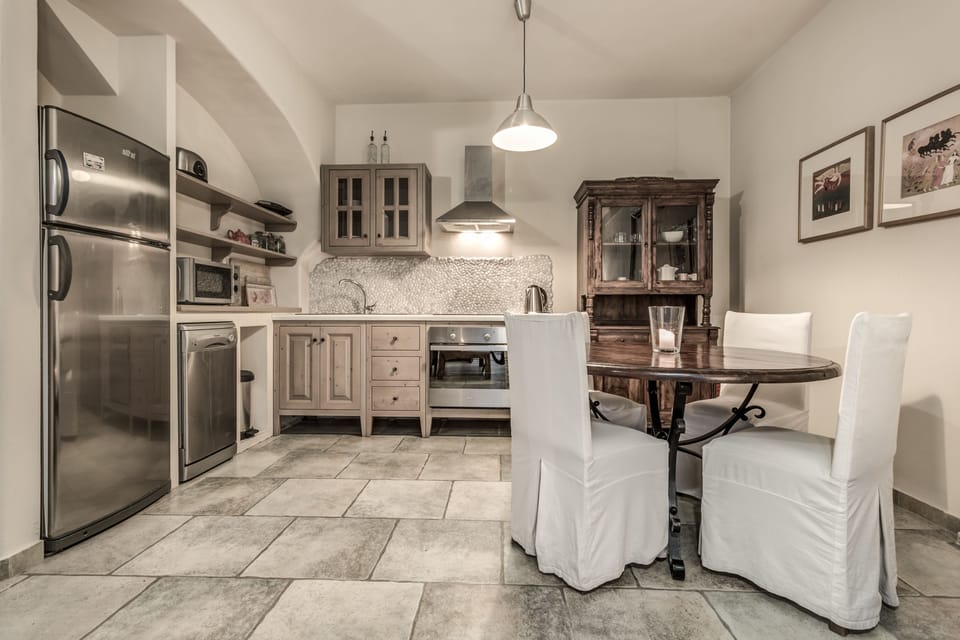 Traditional Villa, Private Pool | Private kitchen | Microwave, oven, stovetop, dishwasher