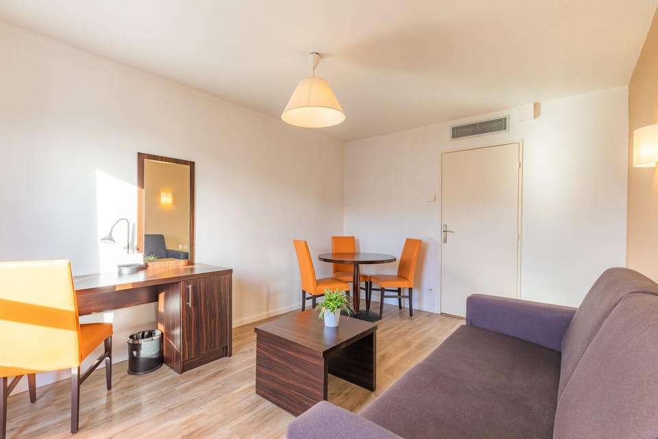 Apartment, 1 Bedroom | Living room | LED TV