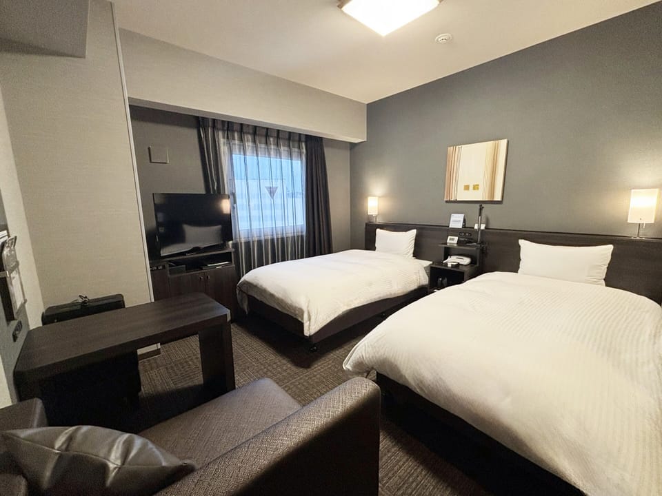 Comfort Twin Room, Non Smoking | Desk, WiFi (free), bed sheets