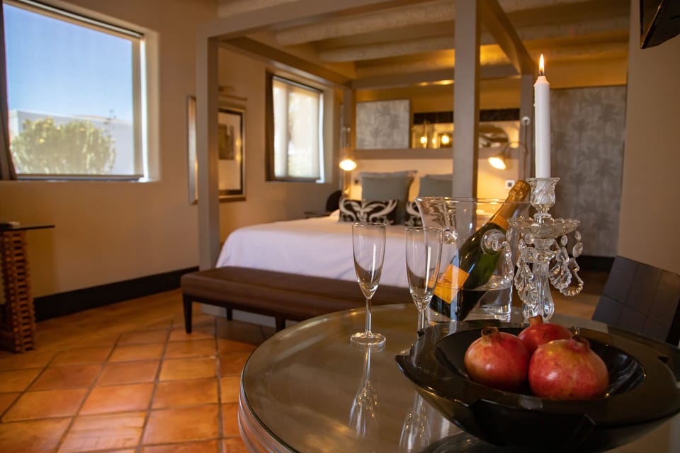 Suite 4 | Frette Italian sheets, premium bedding, down comforters