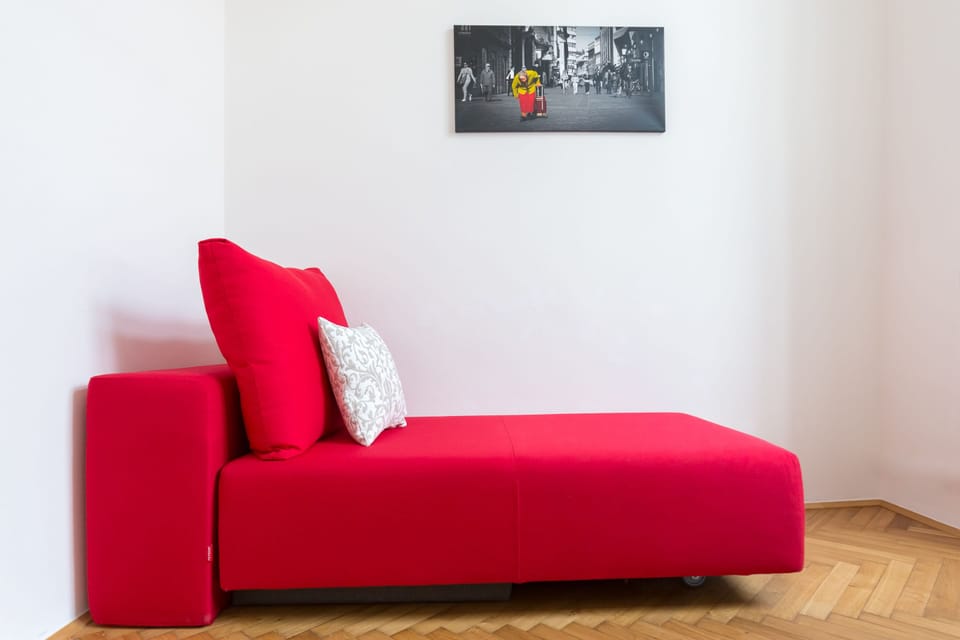Apartment, 2 Bedrooms (The Lady's Chamber) | Iron/ironing board, free WiFi, bed sheets