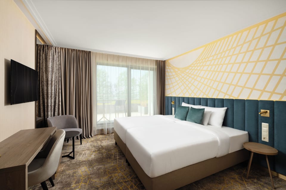 In-room safe, desk, blackout drapes, free WiFi