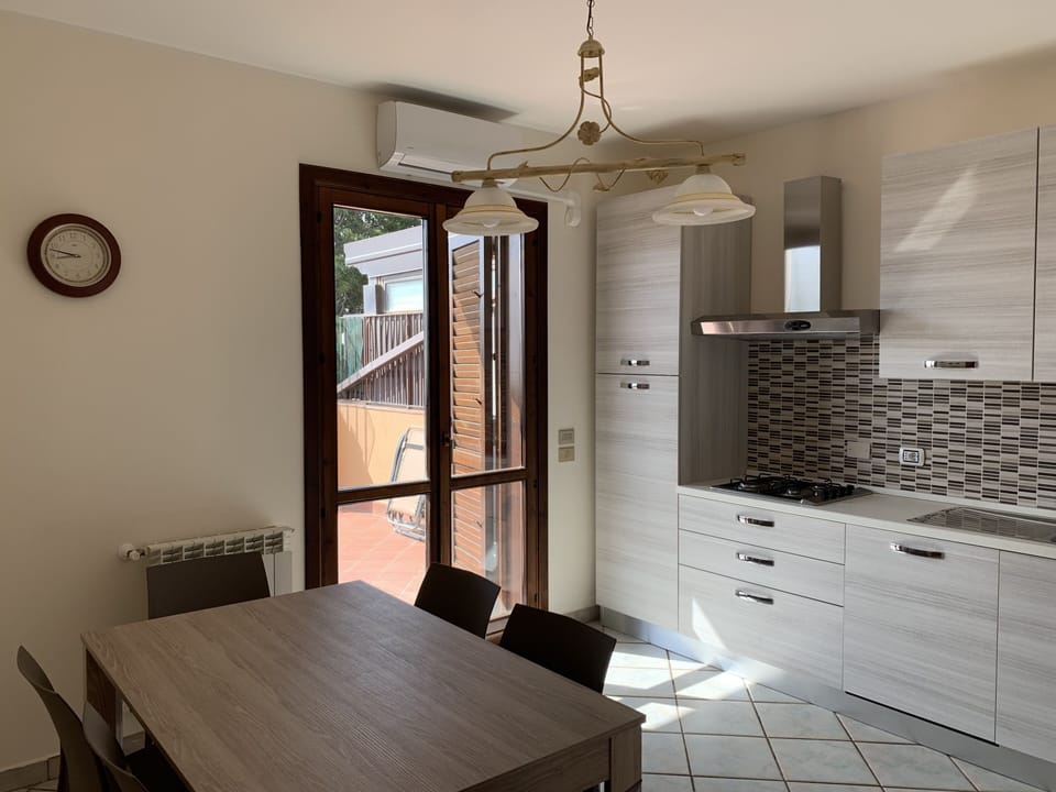 Villa, 5 Bedrooms | Private kitchen | Microwave, oven, stovetop, espresso maker