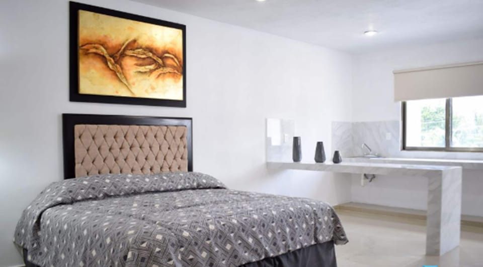 Family Suite, 1 King Bed, Non Smoking | 2 bedrooms, minibar, individually furnished, blackout drapes
