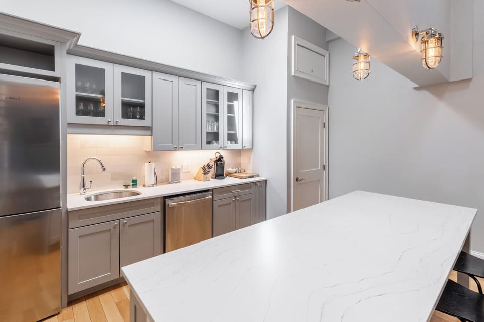 Unit 2 | Private kitchen | Fridge, microwave, dishwasher, coffee/tea maker
