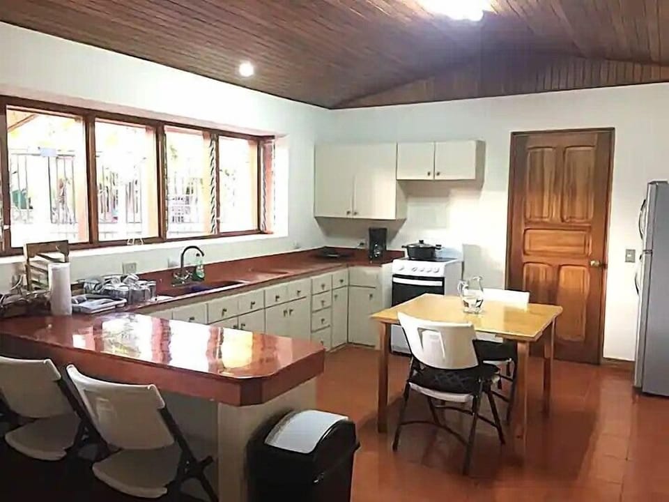 Full-size fridge, microwave, toaster, blender