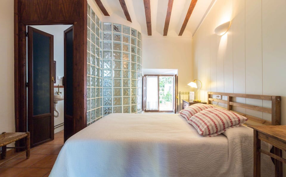 Double or Twin Room | Down comforters, blackout drapes, iron/ironing board, free WiFi