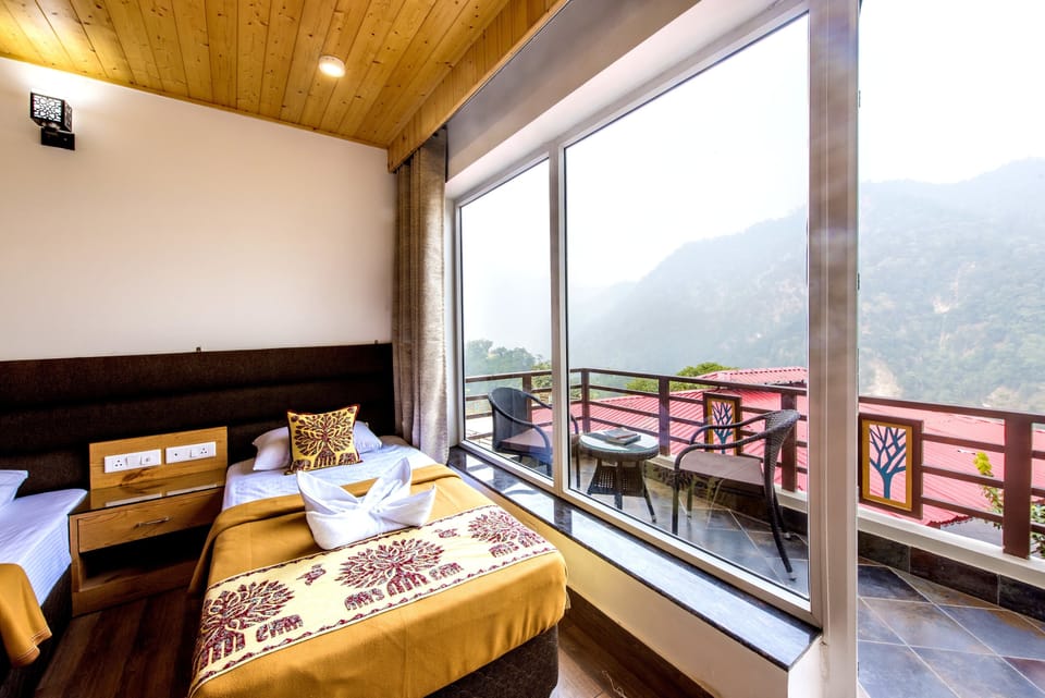 Deluxe Room | In-room safe, soundproofing, free WiFi, bed sheets