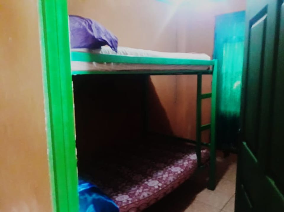 Family House, 3 Bedrooms, Non Smoking | 3 bedrooms, desk, bed sheets