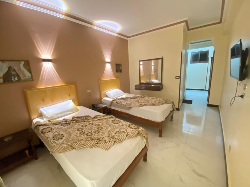 Comfort Double or Twin Room, Balcony, City View | Egyptian cotton sheets, premium bedding, pillowtop beds, minibar