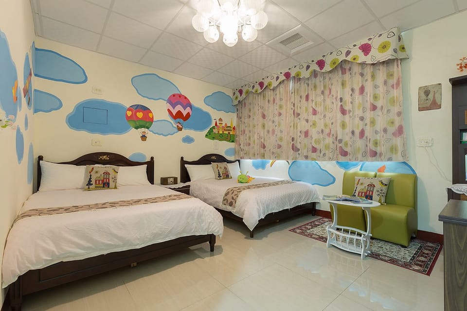 Standard Quadruple Room | Desk, blackout drapes, soundproofing, free WiFi