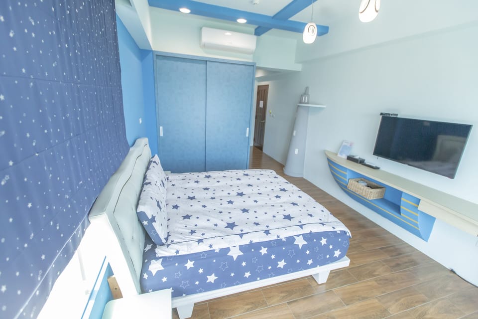 Comfort Double Room, 1 Double Bed, Non Smoking | Desk, blackout drapes, soundproofing, rollaway beds