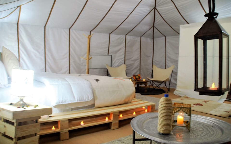 Deluxe Double Room | In-room safe, desk, laptop workspace, soundproofing