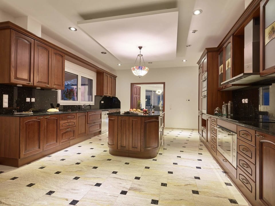 Luxury Villa, 5 Bedrooms, Private Pool | Private kitchen | Full-size fridge, microwave, oven, stovetop