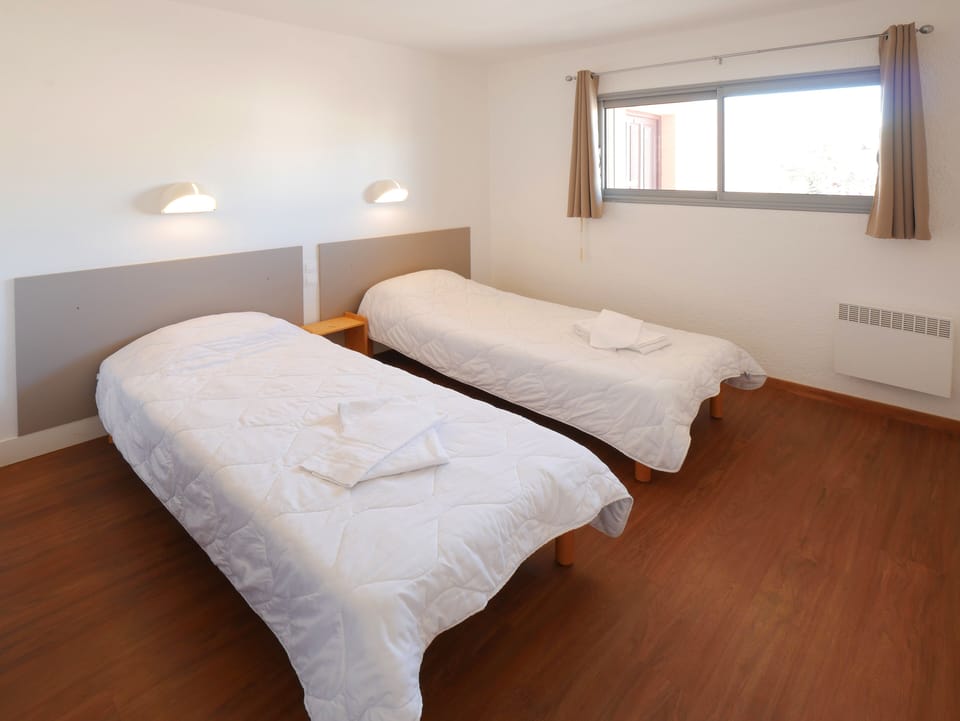 Apartment, 2 Bedrooms (Appartements 3 pièces 4/6 pers.) | Free cribs/infant beds