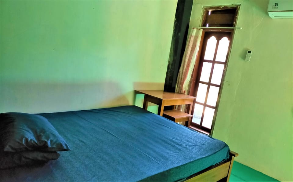 Family Room | 10 bedrooms, iron/ironing board, free WiFi, bed sheets