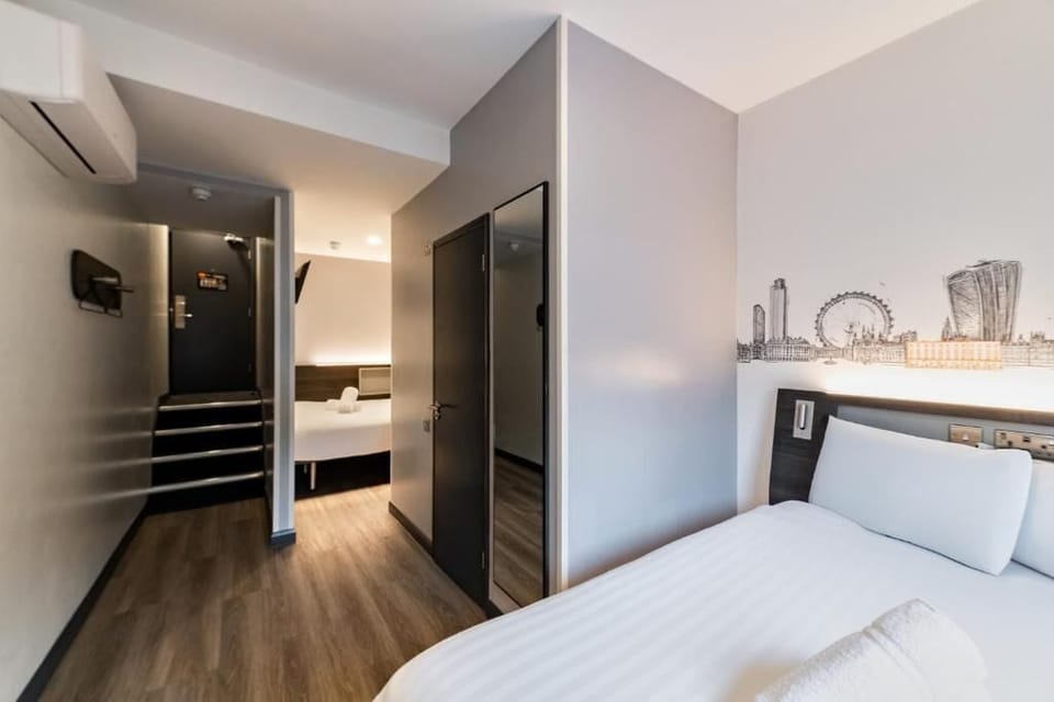 Family Room | WiFi (free), bed sheets
