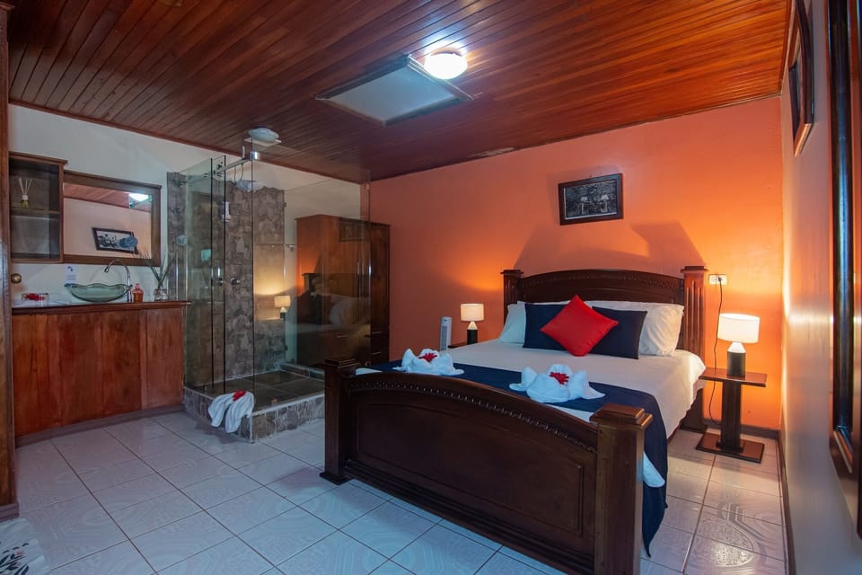 Deluxe Double Room | Premium bedding, down comforters, desk, blackout drapes