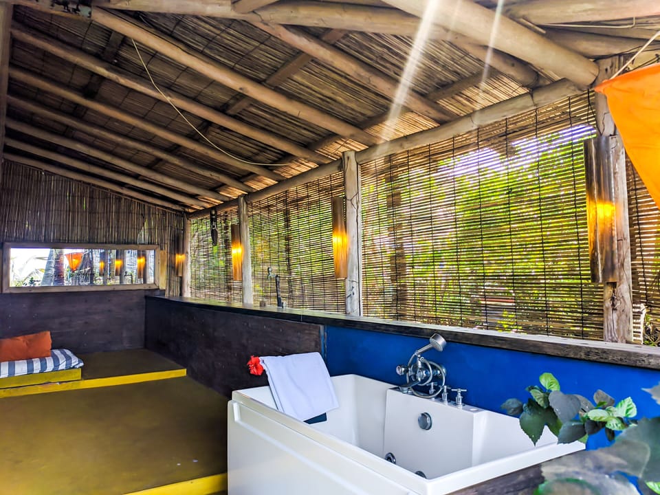 Luxury Villa | Minibar, in-room safe, desk, laptop workspace