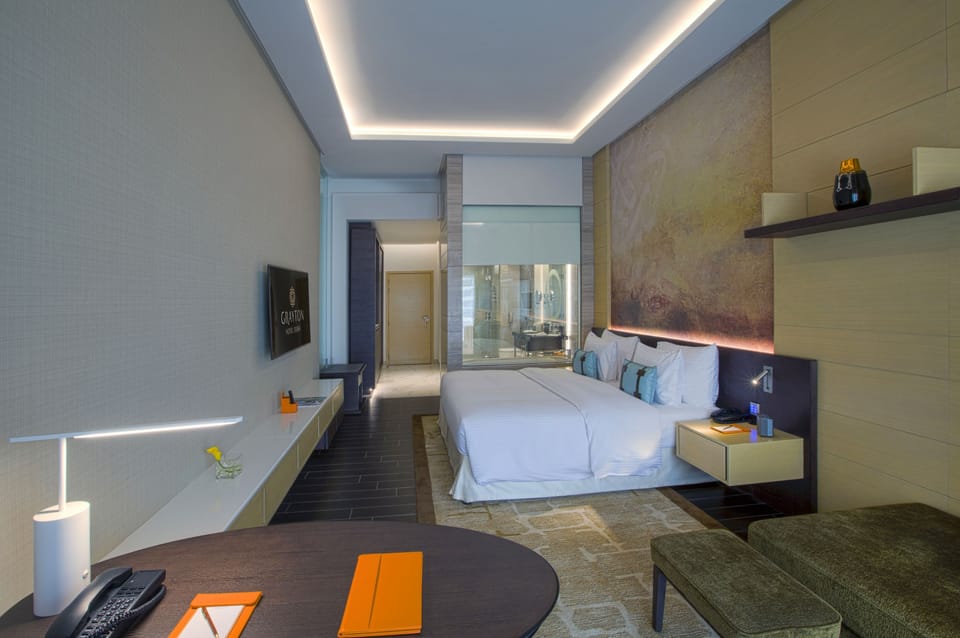 Premium bedding, Select Comfort beds, minibar, in-room safe