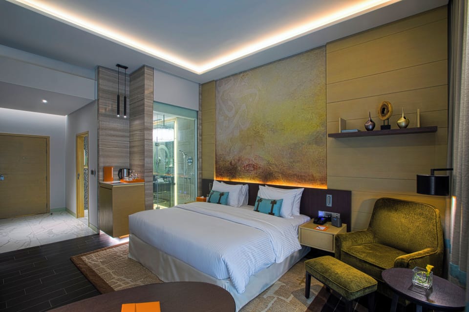 Superior King Room | Premium bedding, Select Comfort beds, minibar, in-room safe