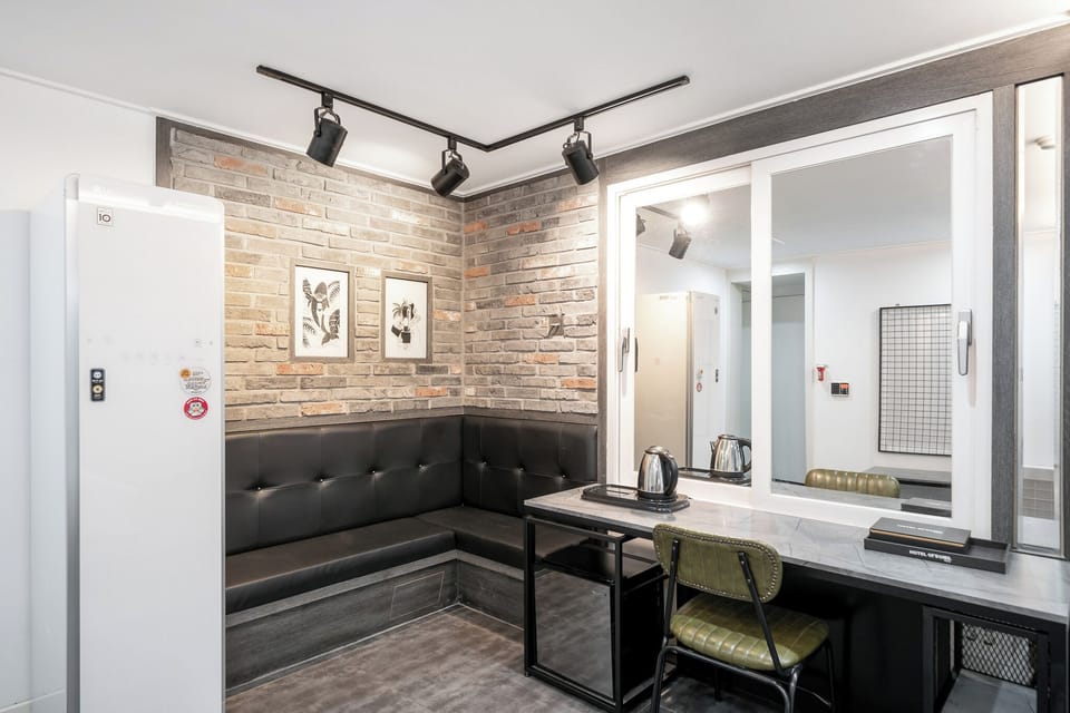 Standard Double Room | Individually decorated, individually furnished, desk, laptop workspace