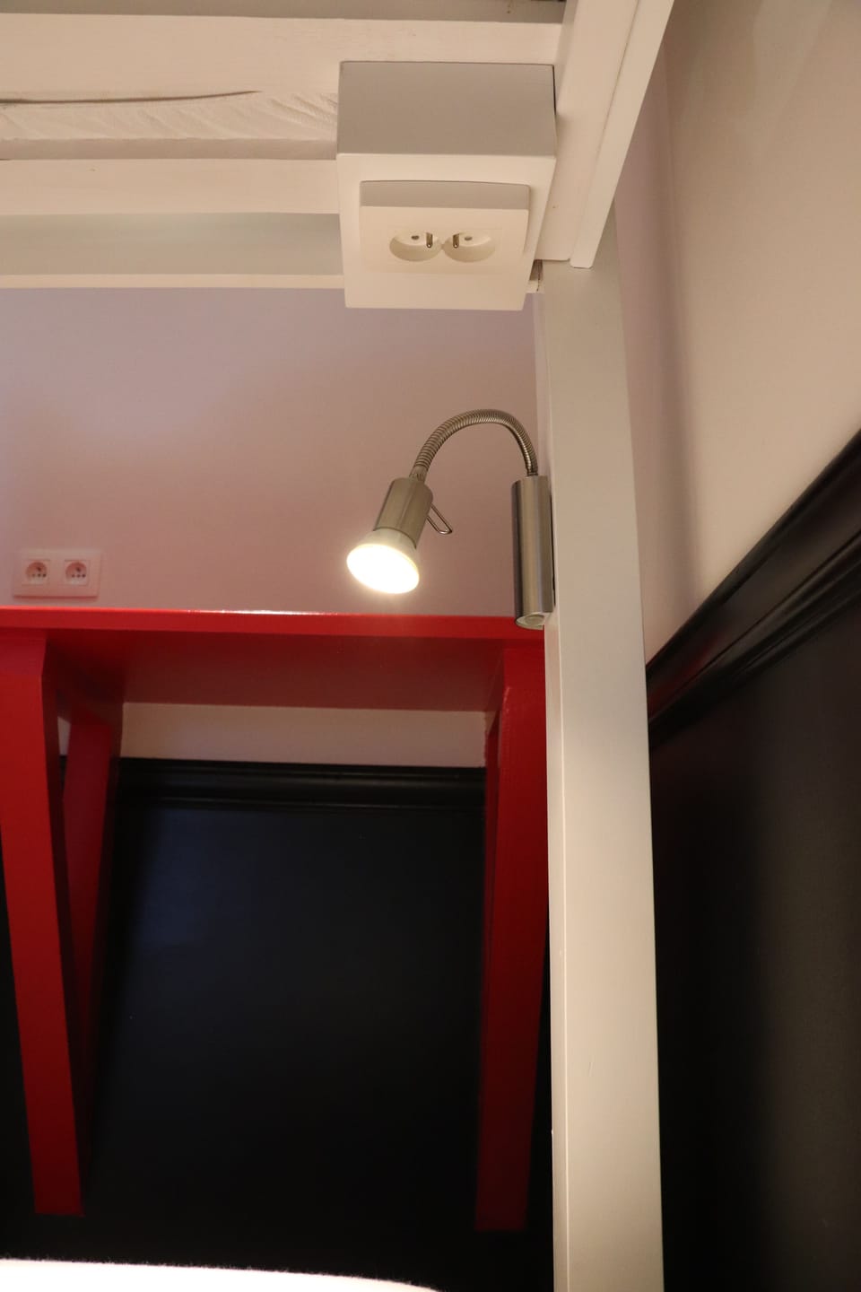 Shared Dormitory, Mixed Dorm, Shared Bathroom (6 Beds) | Free WiFi