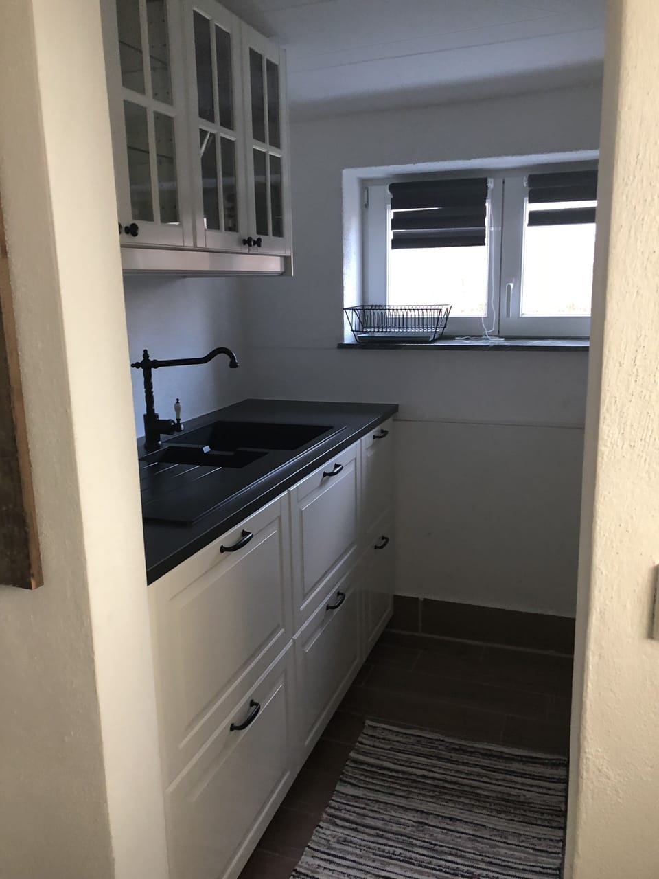 House, 2 Bedrooms | Private kitchen | Full-size fridge, microwave, oven, stovetop