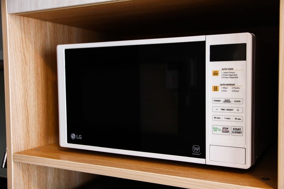 Room | Microwave