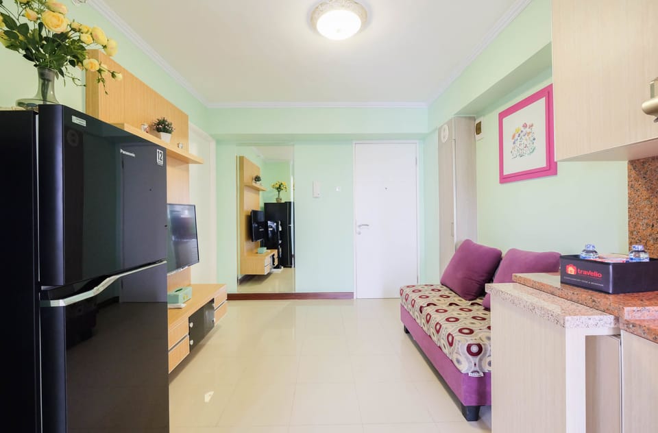 Room | Living area | TV