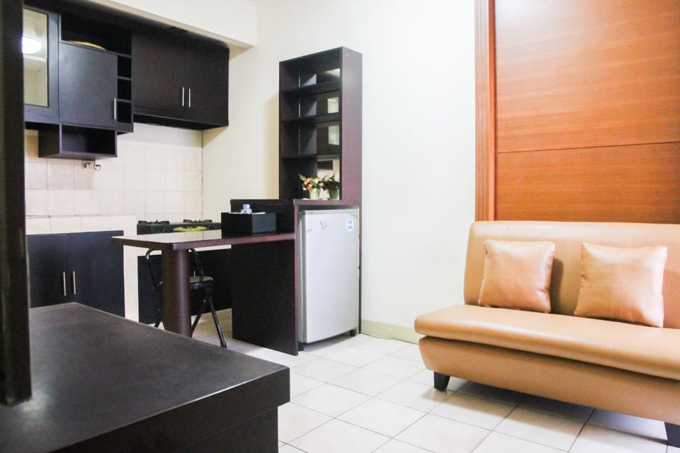 Room | Living area | TV