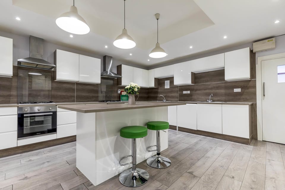 Shared fridge, shared microwave, electric kettle