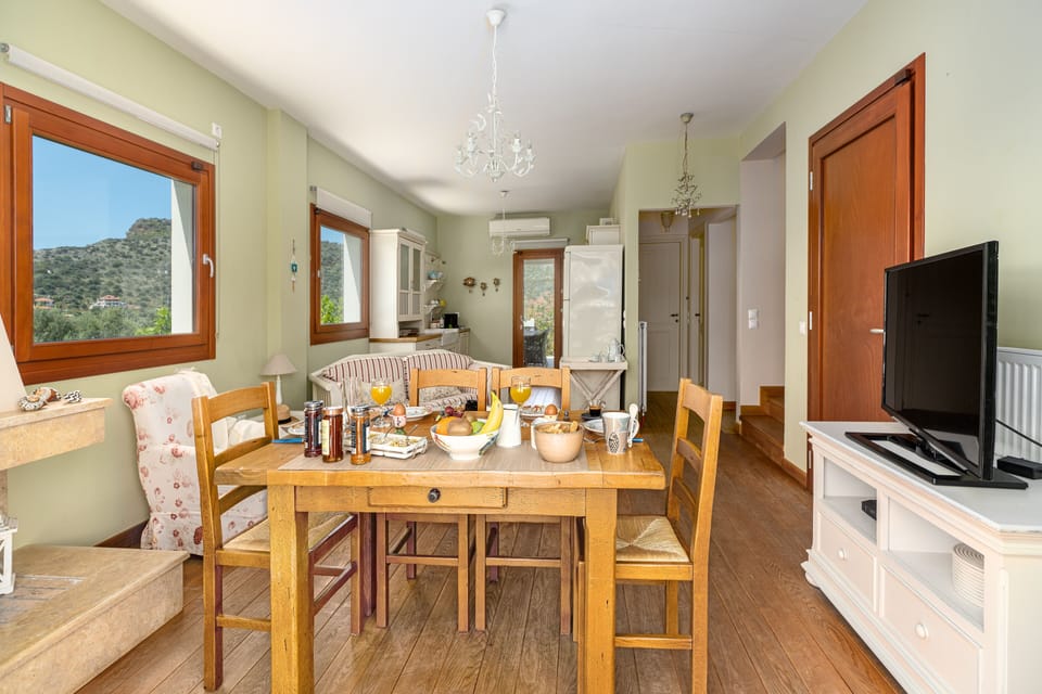 Villa, 4 Bedrooms, Private Pool, Sea View | Private kitchen | Full-size fridge, oven, stovetop, dishwasher